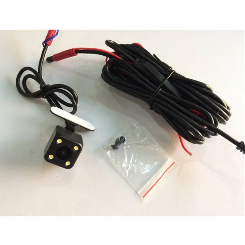 Камера заднего вида с цифровым сигналом и комплектом кабелей 6 метров специально