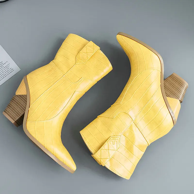 light yellow Ковбойские женские ботинки из искусственной кожи на танкетке; ботильоны на высоком каблуке; модные ковбойские ботинки со змеиным принтом; зимняя женская обувь; - Цвет: light yellow