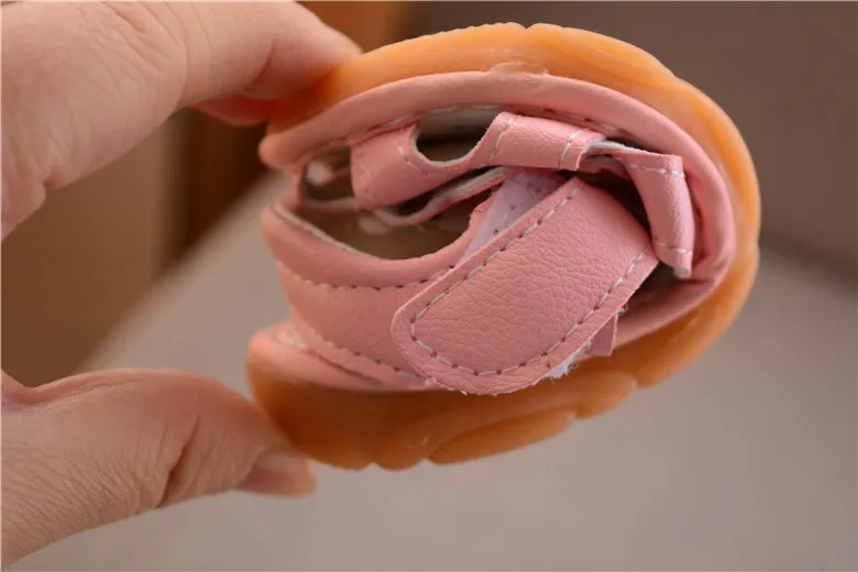 Летняя мягкая обувь для новорожденных сандалии маленьких девочек принцессы с