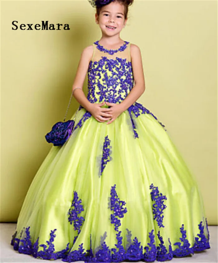 Высококачественное желтое платье принцессы с кружевными аппликациями пышное