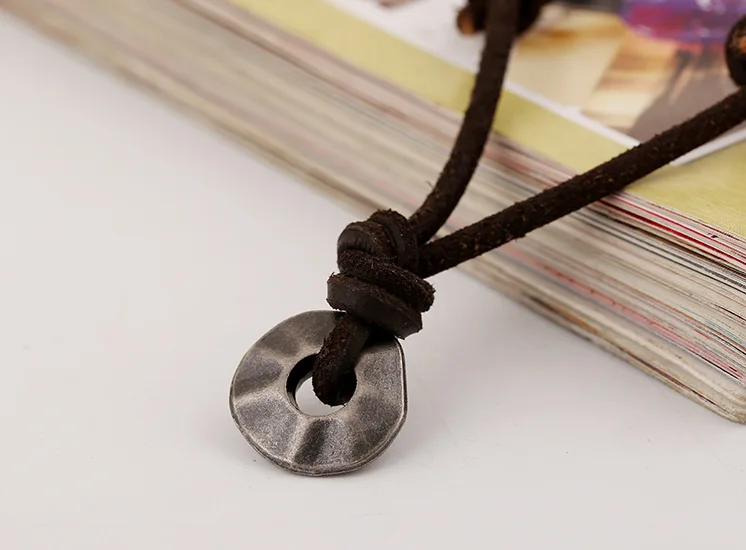 Мужское кожаное ожерелье в европейском и американском стиле из сплава ретро