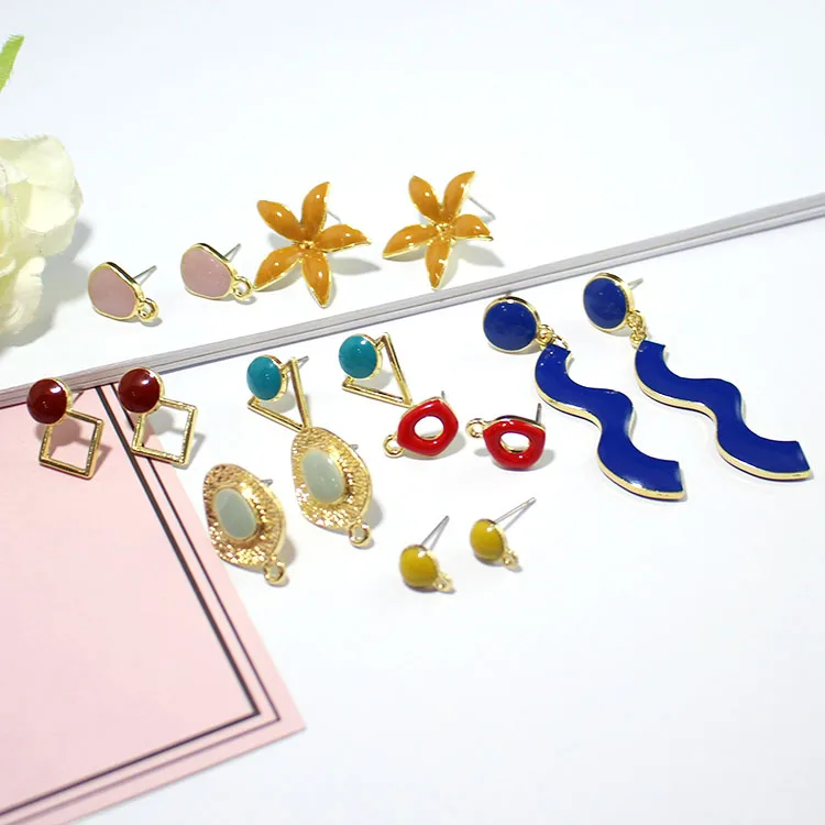 4 шт Новый дизайн красочные эмалевые Нерегулярные геометрические треугольные