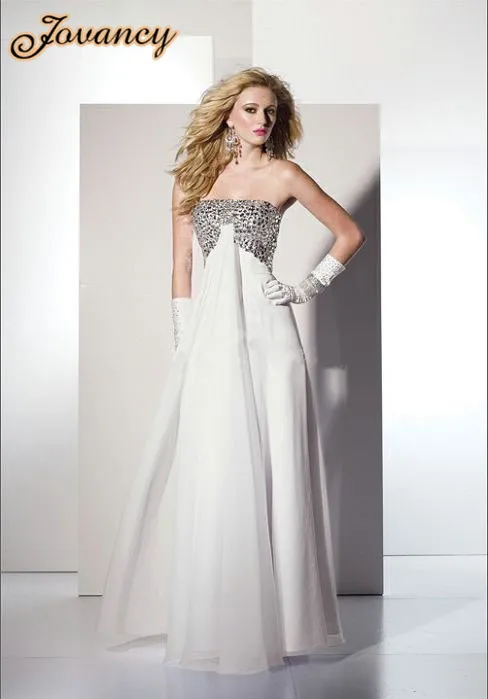 В наличии формальные белый шифон без бретелек-линии бисером лиф спинки поднимает