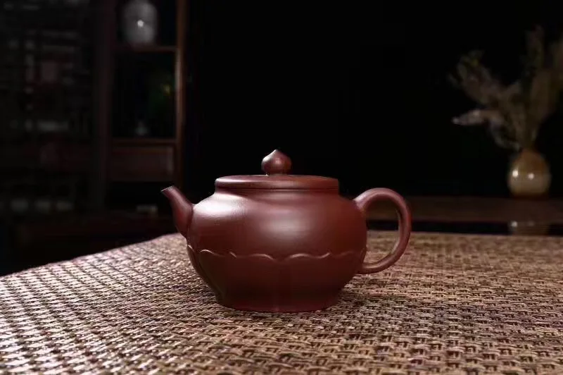 

Yixing authentic Purple Tea pot origin pure sands Zisha tea sets 260cc