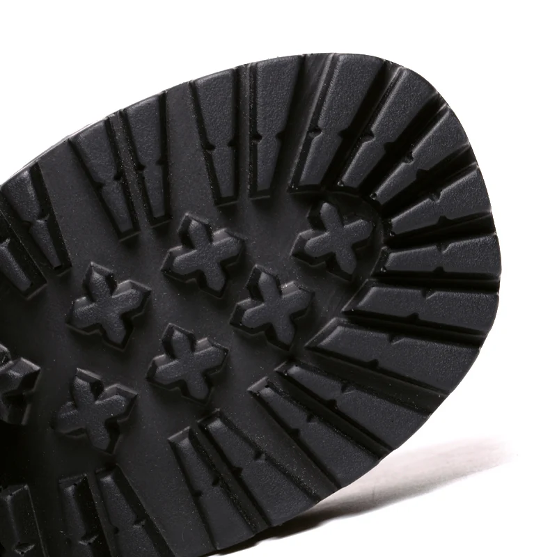 Женские сапоги стильные зимние на платформе и высоком каблуке женские ботильоны