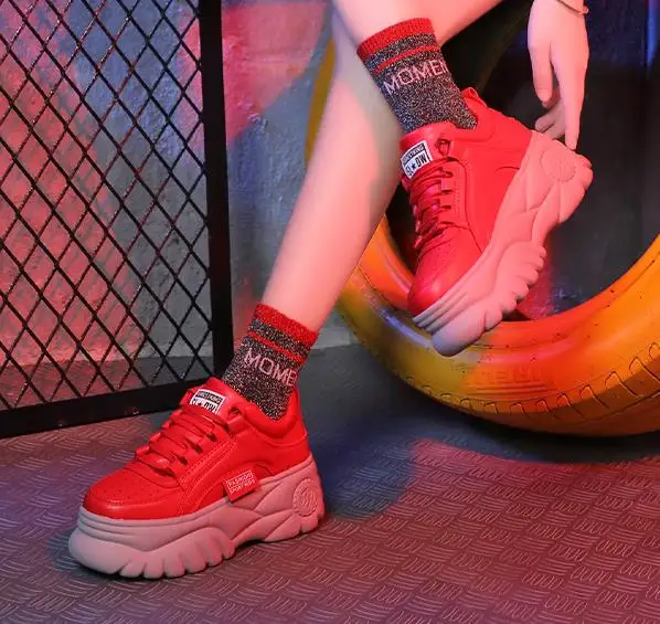 New Women casual shoes Thick bottom Sneakers Fashion Vulcanize Shoes Woman Leather Platform Shoes Women Chaussure Femme