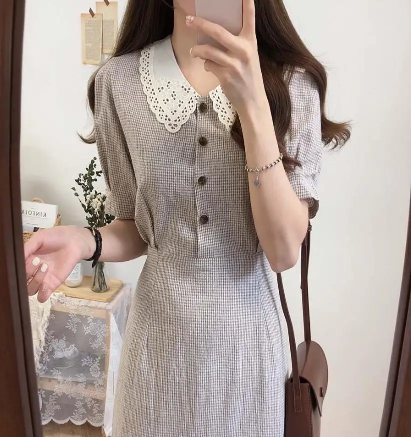 Летнее клетчатое платье в стиле ретро женское облегающее трапеция с завышенной