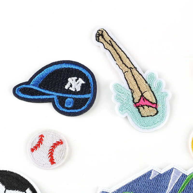 1 PCS Skateboard Sport Iron on Patches for Clothing Baseball Stickers Stripes Football Appliques Clothes Embroidery Badges |