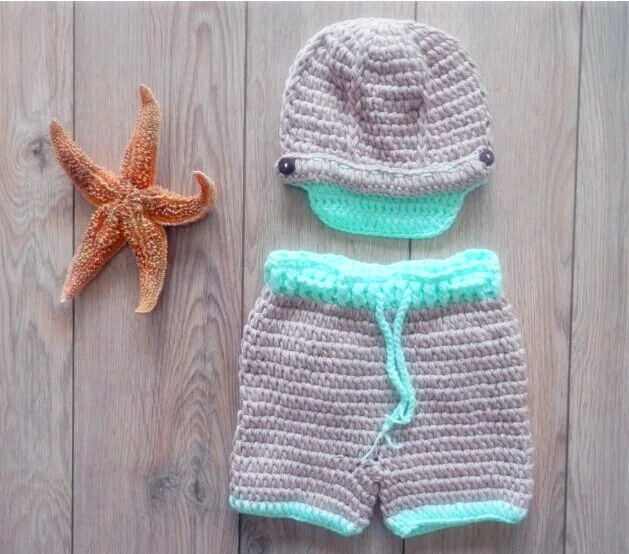 Бесплатная доставка вязаная крючком шляпа с брюками Детский комплект шапка и