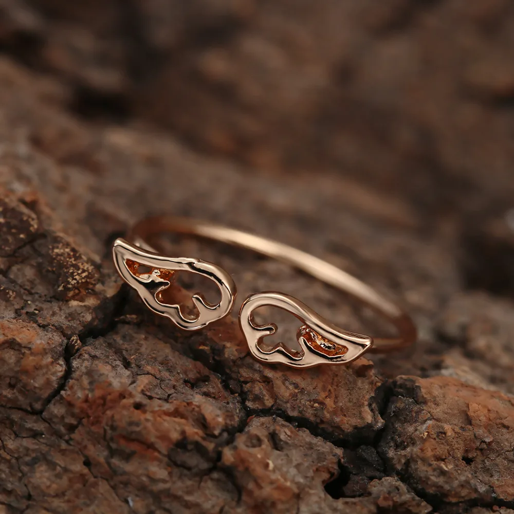 Кольцо Kinitial с перьями регулируемое кольцо сердцем и крыльями ангела женское