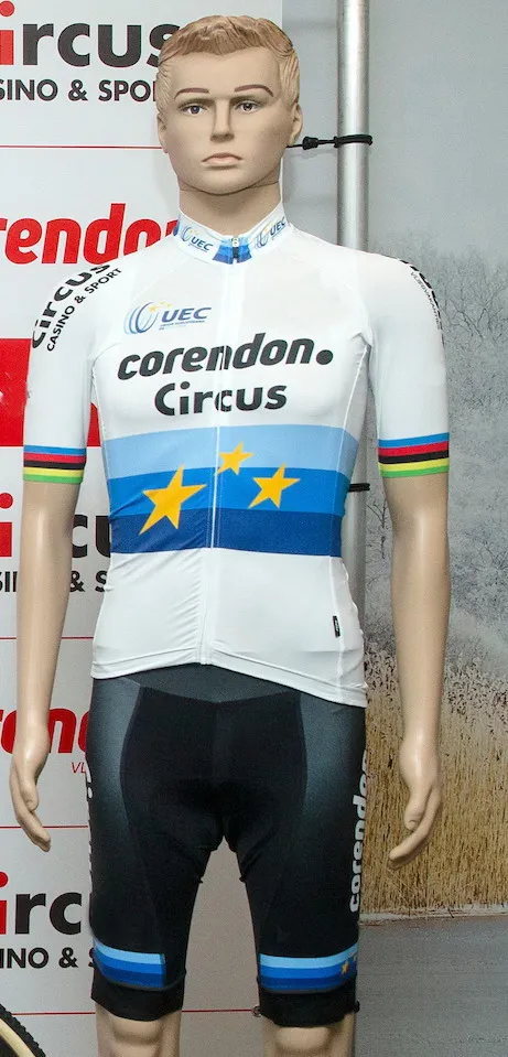 2019 г. CORENDON цирковая команда чемпионов ЕС Джерси с короткими рукавами для