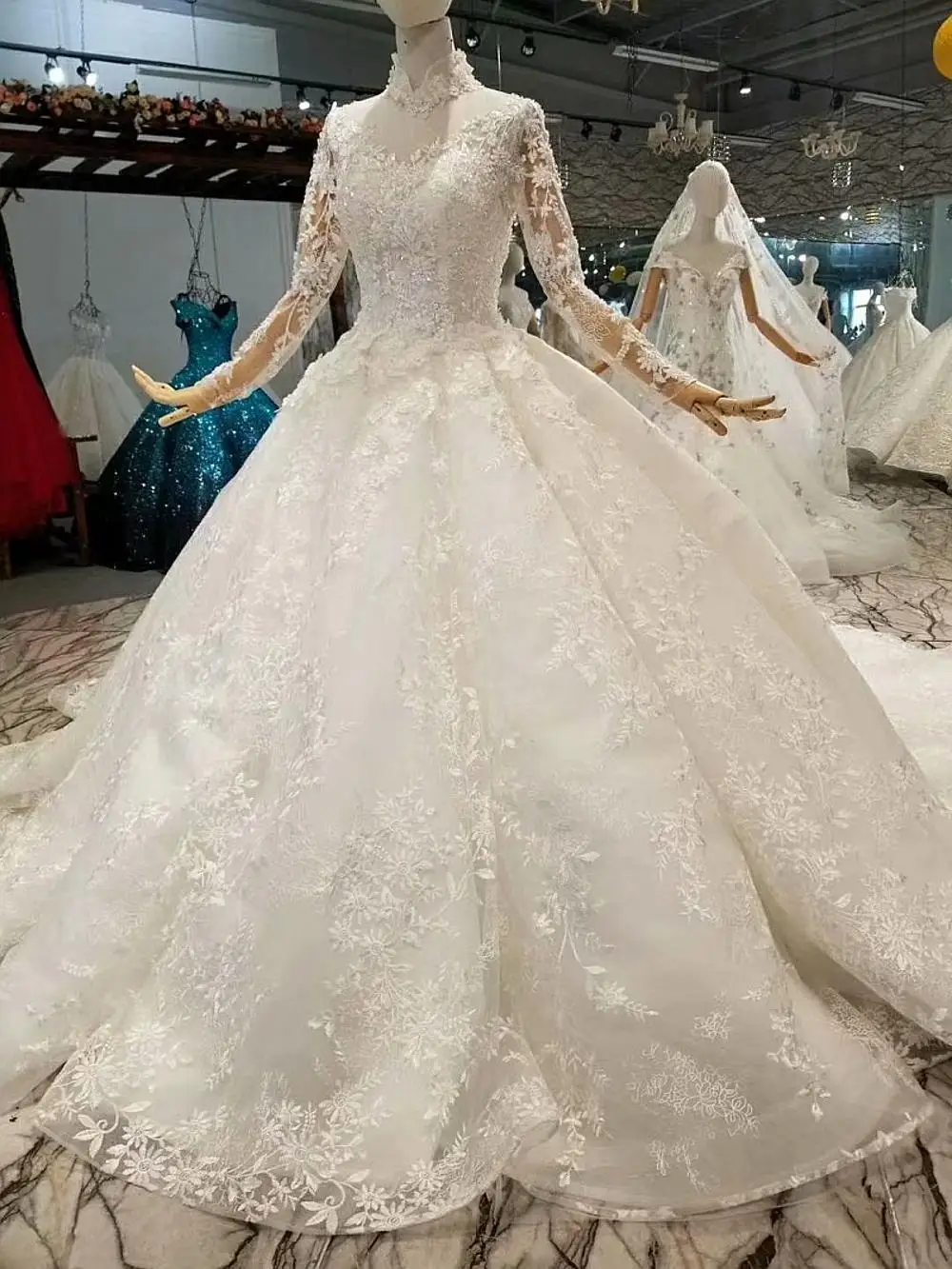 685441 Muslim Wedding Dresses Sequined Long Sleeve Luxury Vintage Gowns 2018 | Свадьбы и торжества