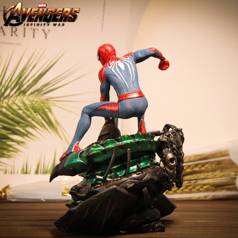 Экшн фигурки героев фильма Marvel Мстители 4 супергерой Человек паук далеко от дома
