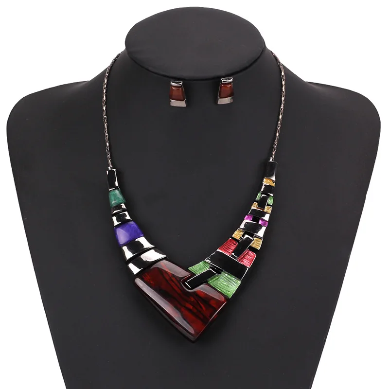 

Exaggerated resin retro pendant necklace and earrings suit vintage Jewelry for woman ethnic costume jewlery sets for women