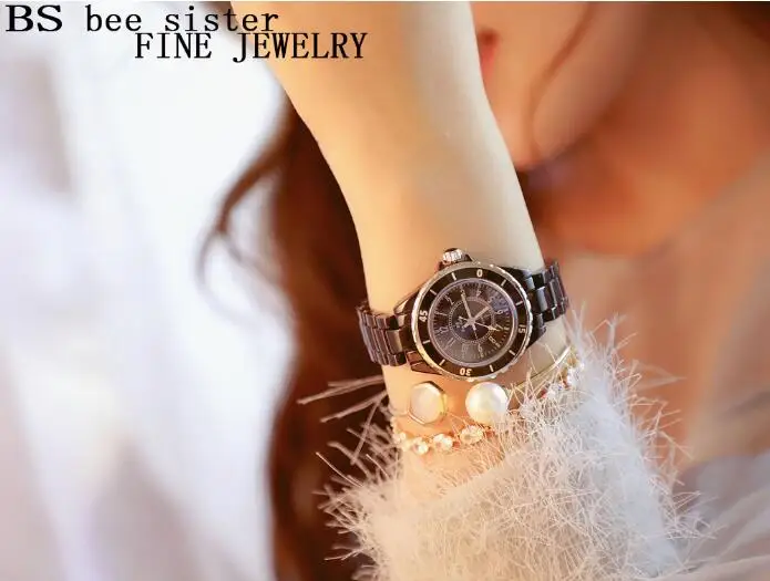 Летние Для женщин Стразы Часы леди платье часы Montre Femme черный, белый цвет Керамика браслет наручные женские часы со стразами