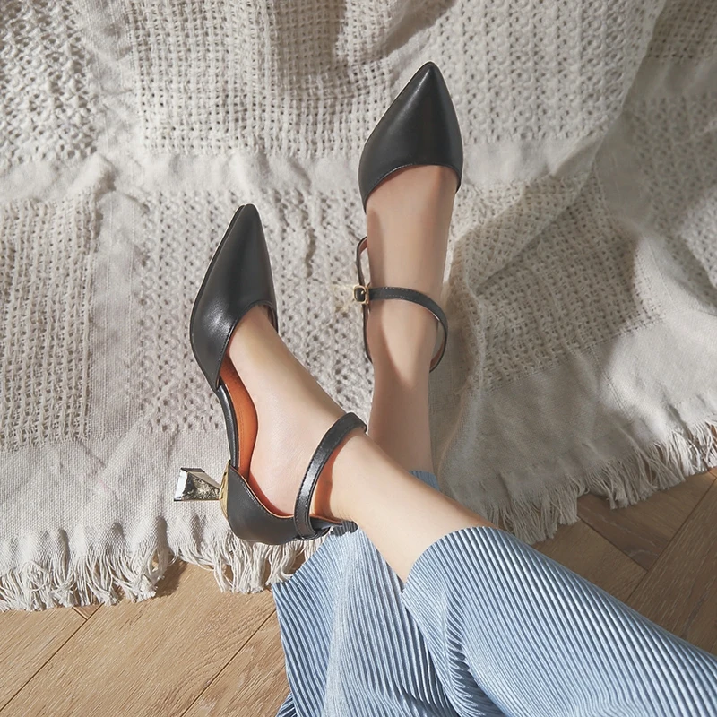 Женские босоножки с острым носком женские летние на высоком каблуке Новинка 2019