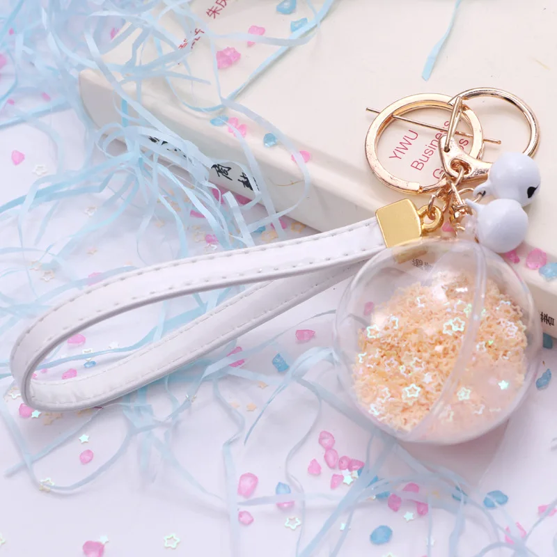 Брелок брелок с цветком и помпонами меховые брелки пушистые для автомобилей