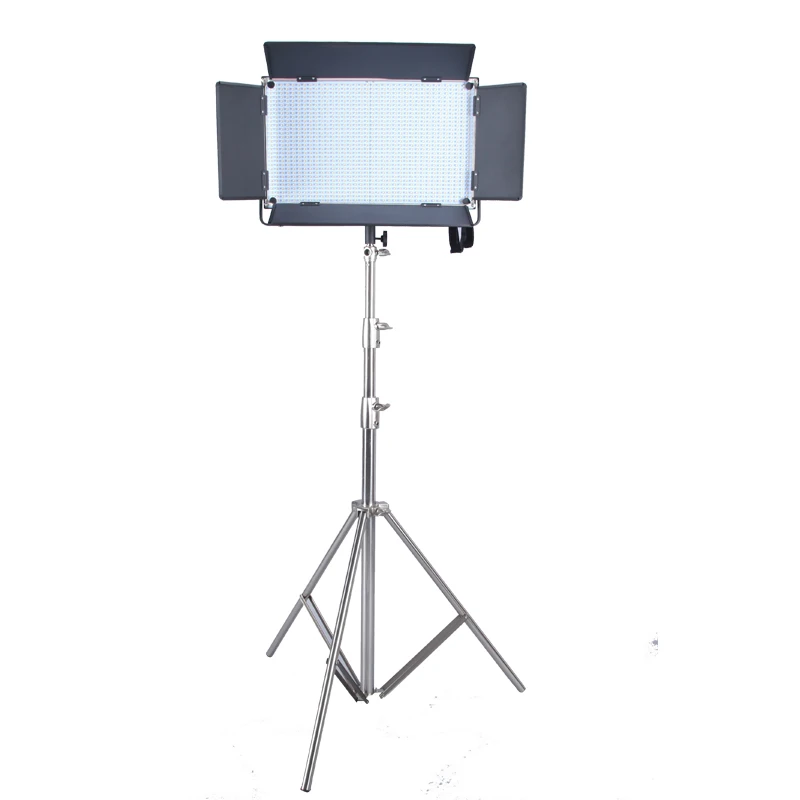 LED1100 camera panel light with V buckle soft plate medium size studio image CD50 | Электроника