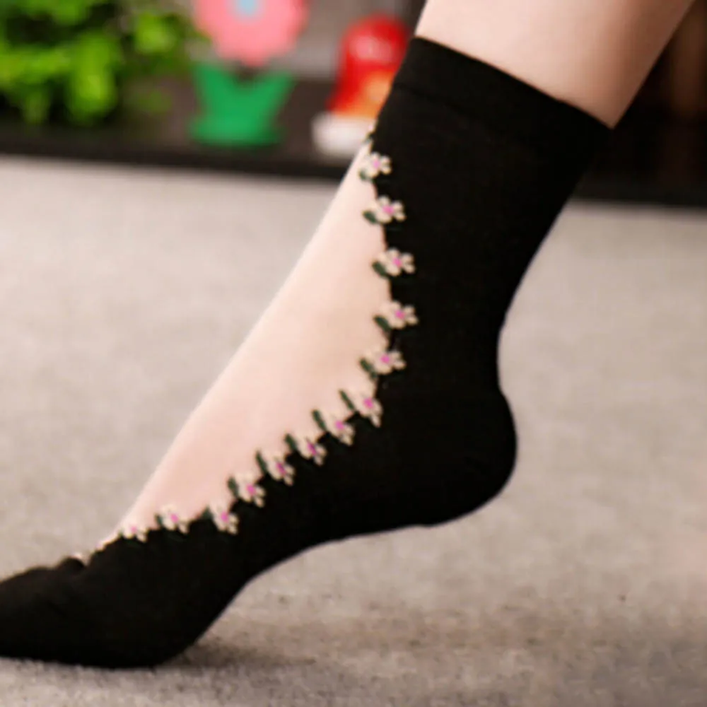 

Woman Crystal Glass Silk Transparent Socks Lady Lace Silk Socks Short Thin Transparent Roses Flower Print Silk Socks.