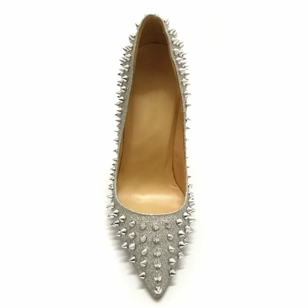 Женская летняя обувь из натуральной кожи с блестящими шипами на каблуке