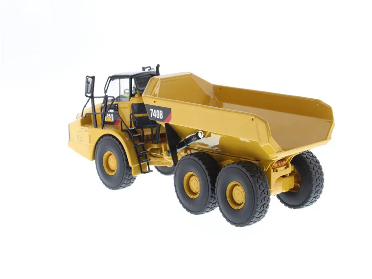 Литая игрушка модель DM 1:50 Caterpillar Cat 740 B шарнирный буксир/самосвал Инженерная
