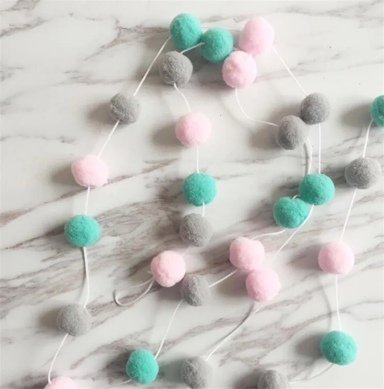 gray green pink 2 м INS скандинавском стиле ручной работы фетровые шерстяные шары для детской комнаты орнамент настенный домашний декор Детская гирлянда с помпонами вечерние реквизиты - Цвет: gray green pink