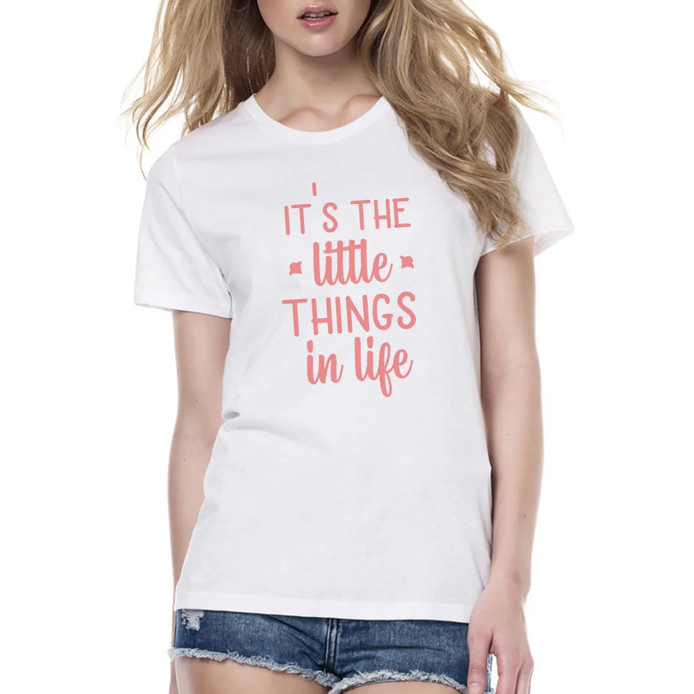 Маленькая вещь в жизни летние футболки для мамы и маленьких девочек детская