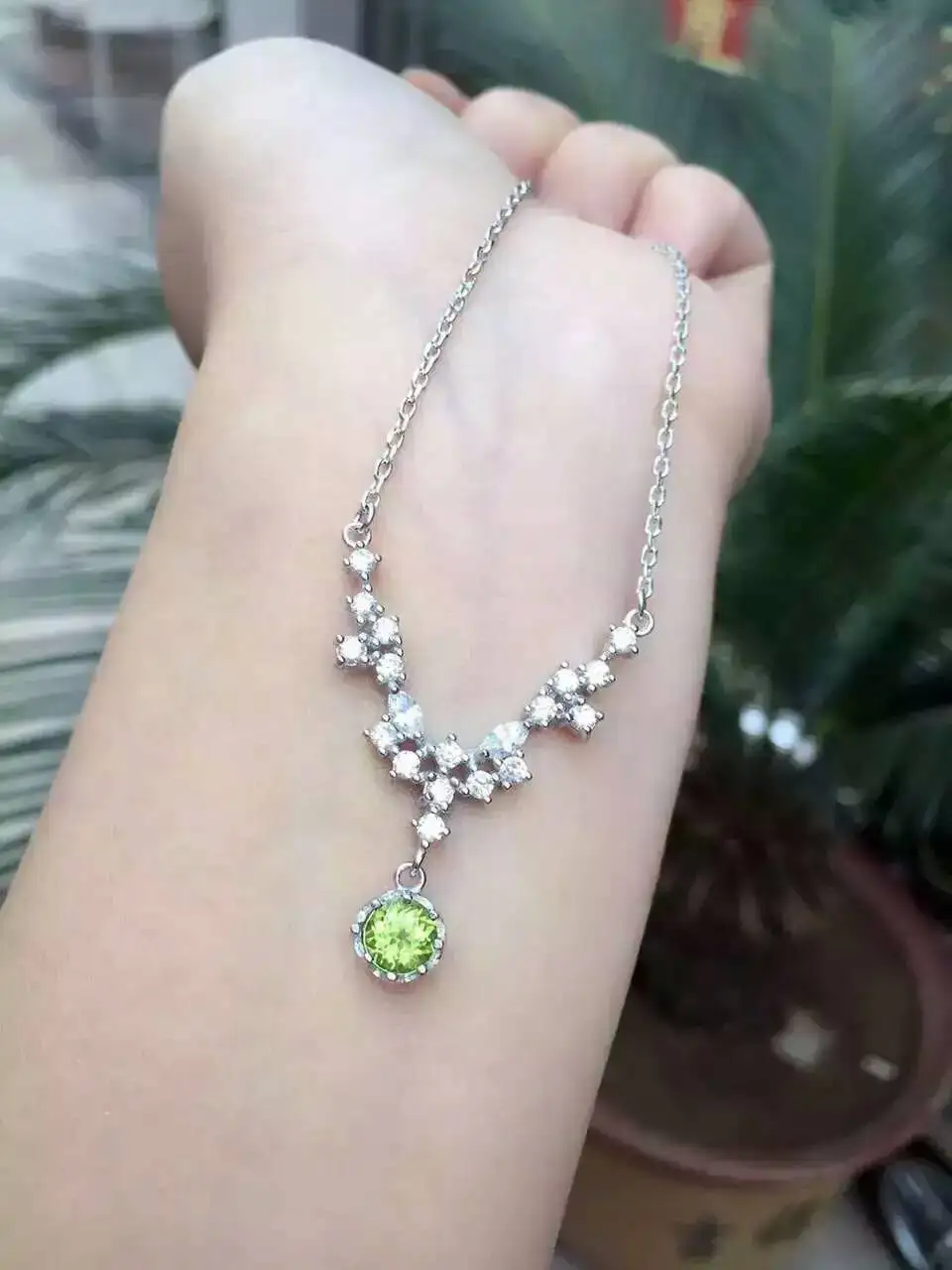 

Ожерелье из серебра КАМЕНЬ Перидот пробы, с подвеской olivine