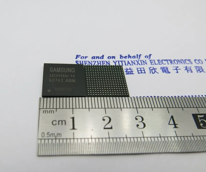 

Freeshipping S3C2440AL-40 S3C2440A40-YQ80