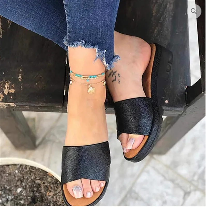 Сандалии женские ортопедические на плоской подошве удобные босоножки из