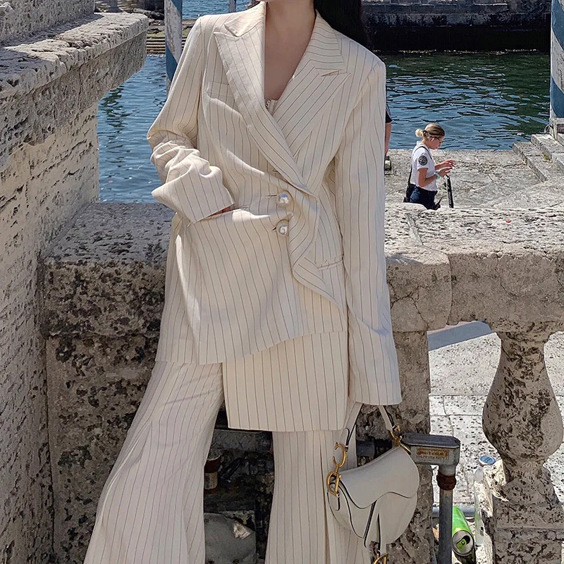 Красное же весеннее платье 2020 новое ретро в Вертикальную Полоску с жемчужной