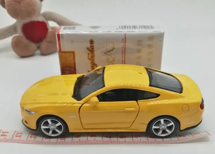Модель автомобиля из 1:36 сплава, высокая имитация Ford Mustang 2015GT игрушки, игрушечные транспортные средства, развивающие игрушки