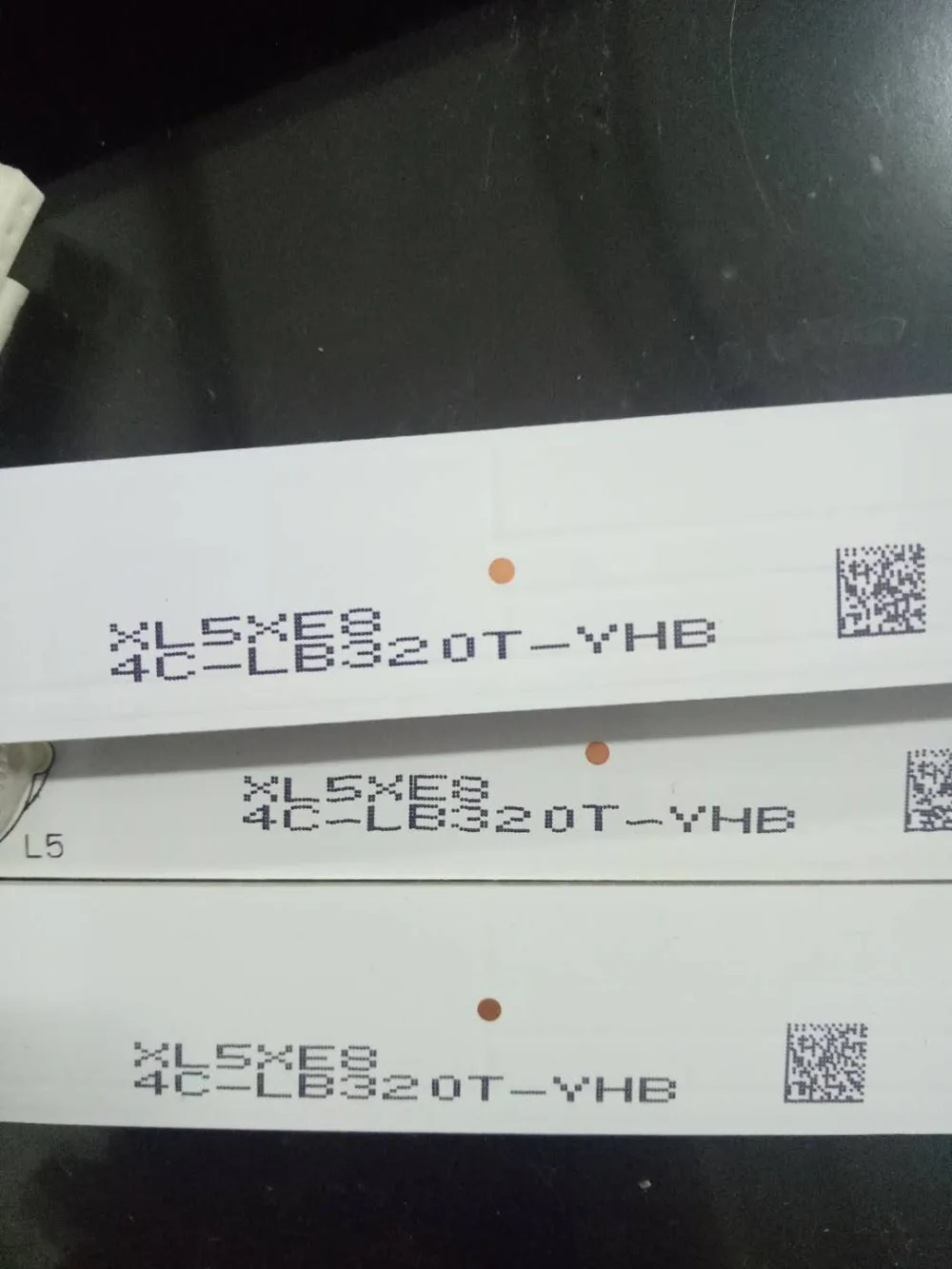 LED32C390 L32F3309B led backlight 4C-LB320T-VHB screen LVW320CS0TE110V3 LVW320CSOT E82V8 | Лампы и освещение