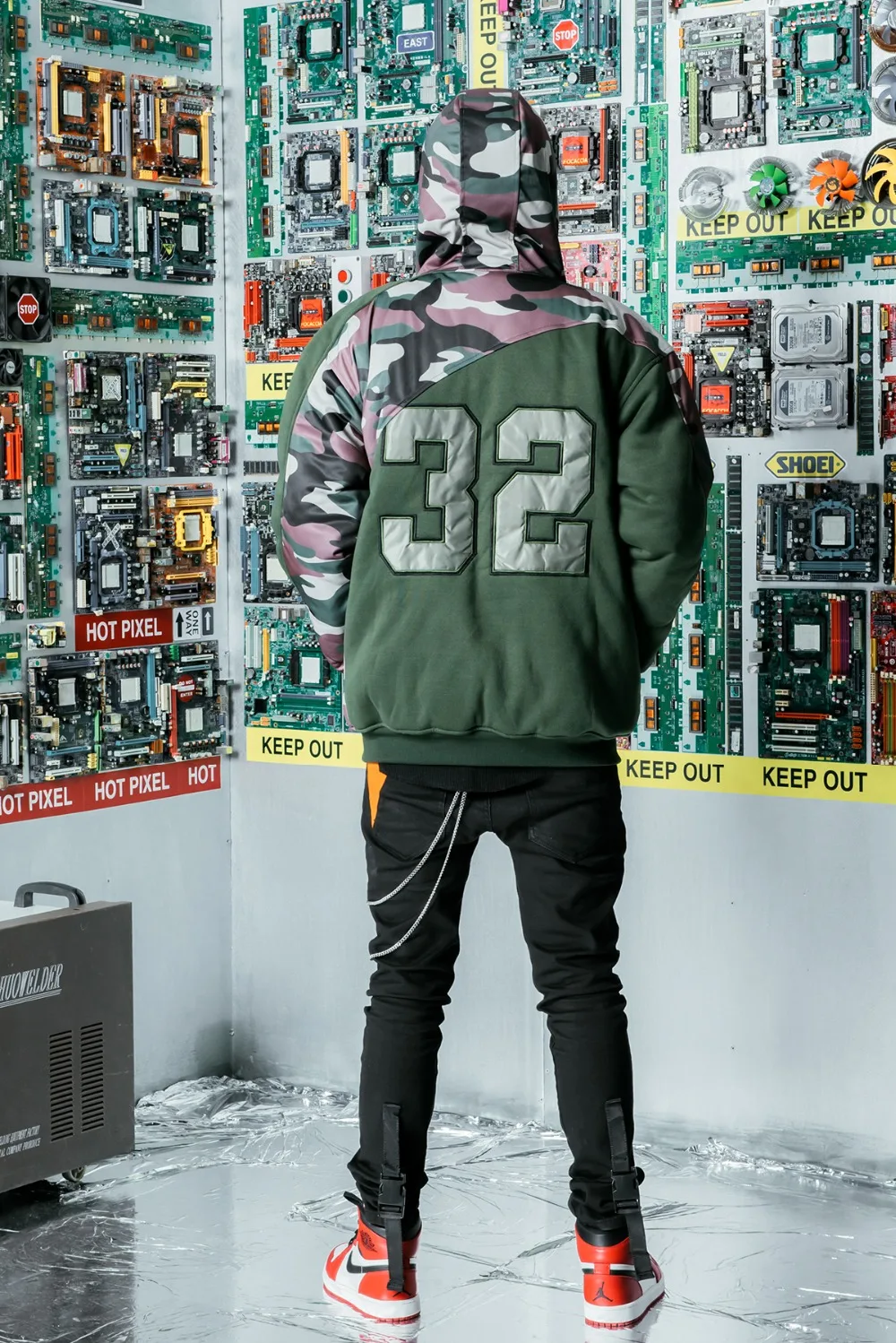 

Geometry Color Block Patchwork Thick Europe camo Jacket Parkas 2018 Winter Mens Hip Hop Casual Jackets Streetwear Outwear Coat