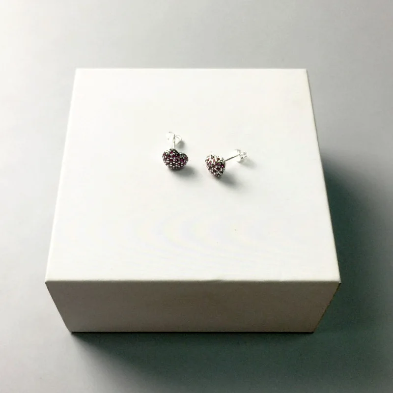 Женские серьги-гвоздики с красным сердцем Томас стильные серебряные циркониевые