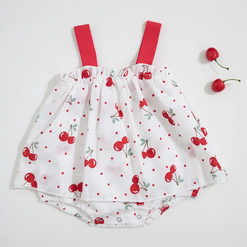 

Детские комбинезоны без бретелек с красными вишнями для маленьких девочек; Белые комбинезоны из 100% хлопка с треугольниками; Сезон весна-лет...