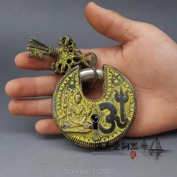 Старый замок из чистой меди покровитель круглая форма висячего замка и два ключа