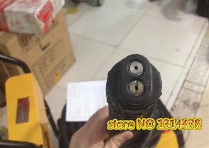 Профессиональная мойка высокого давления для автомобиля или использования в