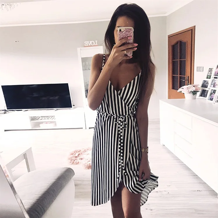 Женское мини-платье в полоску Wixra летнее короткое платье без рукавов на бретелях