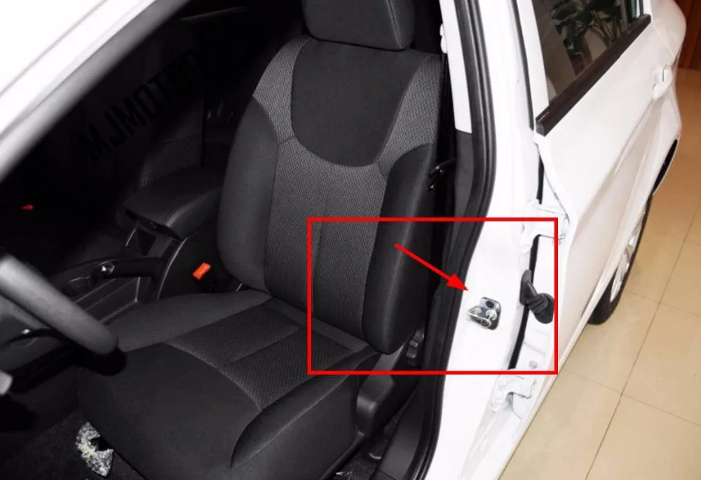 

1pc Door lock bolt for Chinese SAIC ROEWE350 MG5 Auto car motor parts 50011736