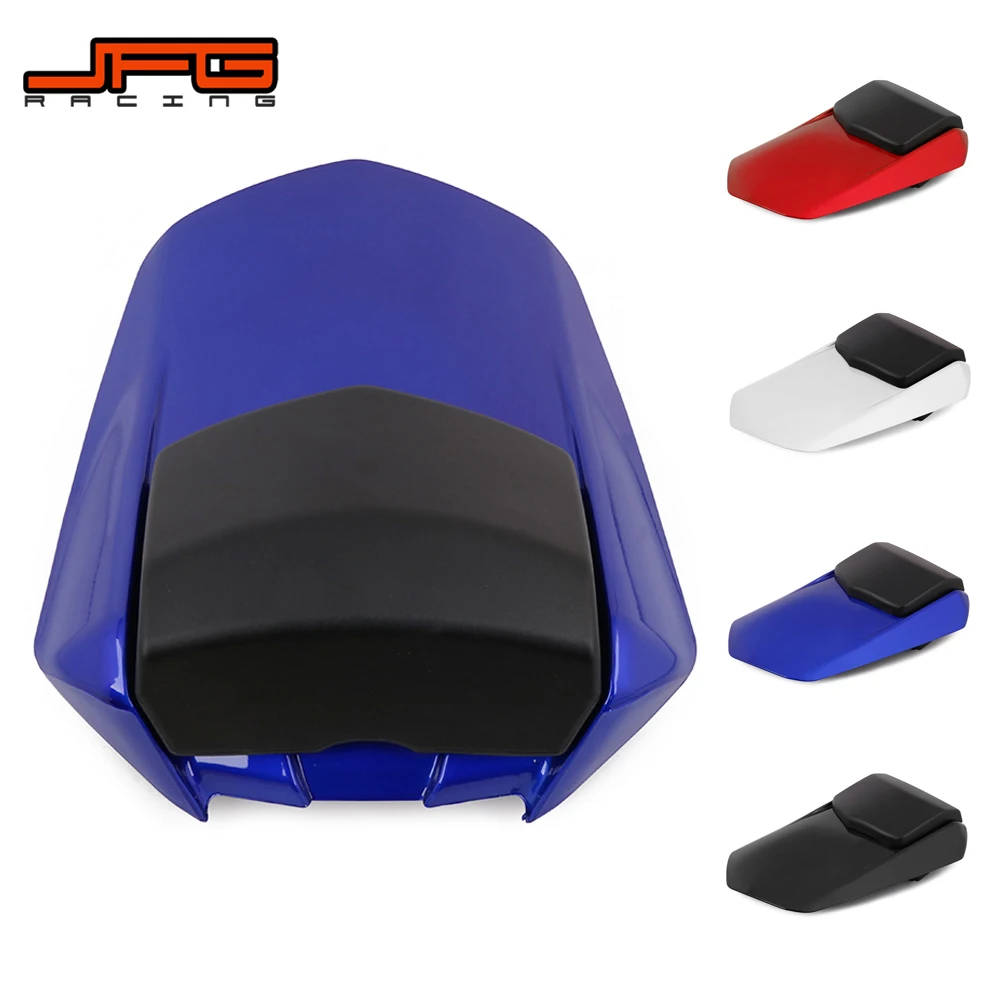 В байкерском стиле красного синего и белого цвета черный заднего сиденья