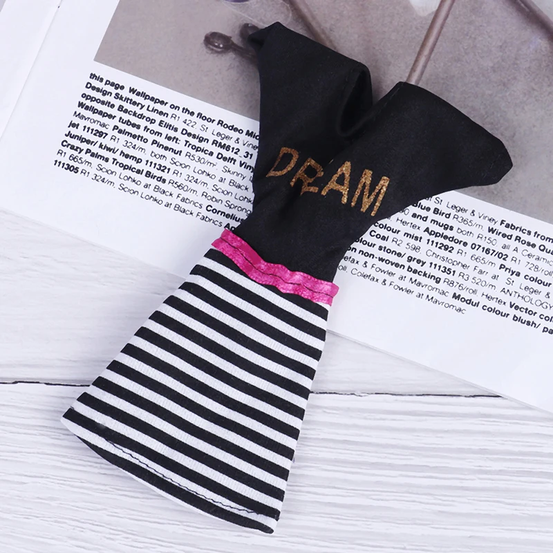 

1 PC Hot Handmade Fashion Outfit Short Dress Cartoon Cute Pattern T-shirt Leggings Trousers Accessories Clothes For Doll Toy