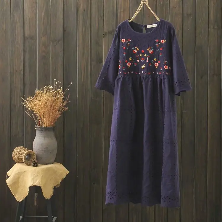 Женское повседневное белое платье с коротким рукавом и цветочной вышивкой