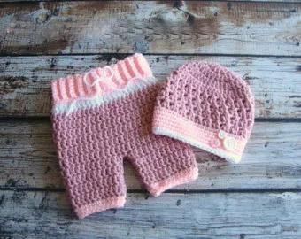 Бесплатная доставка вязаная крючком шапка и штаны ручной работы в розовом цвете