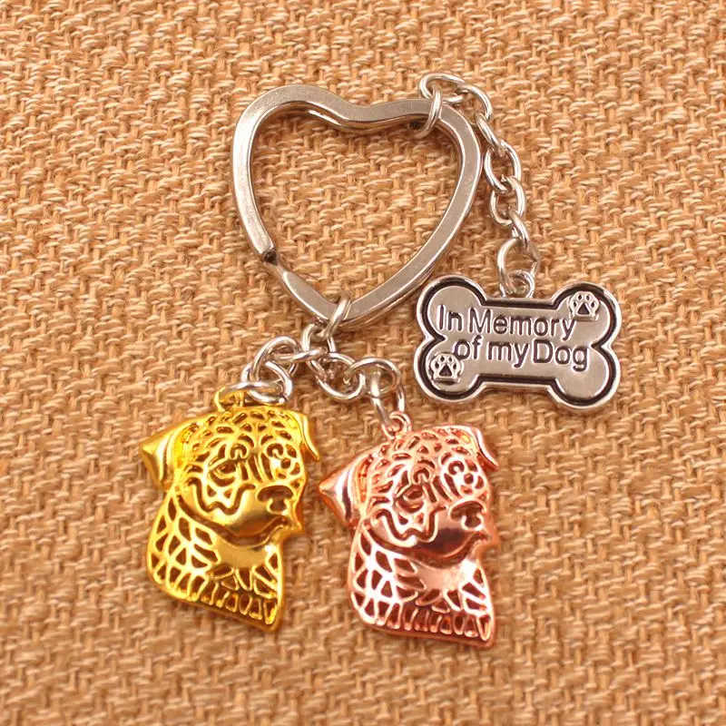 С изображением собаки ротвейлера животных покрыто золотом серебром