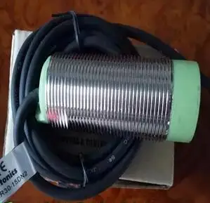 

Бесплатная доставка 2 шт./лот Новый переключатель CR30-15DP2 три провода PNP емкостный датчик качества