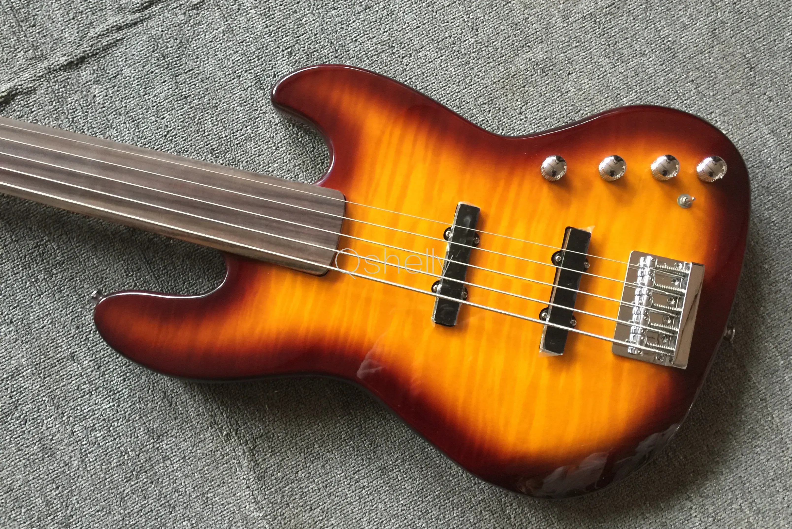 Высшее качество QShelly под заказ джаз пламя клен Альдер корпус 5 струн без фиксации