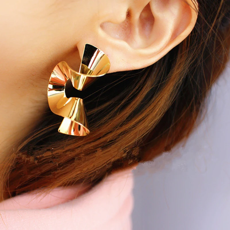 Крупные складные металлические серьги гвоздики золотого цвета модные ювелирные