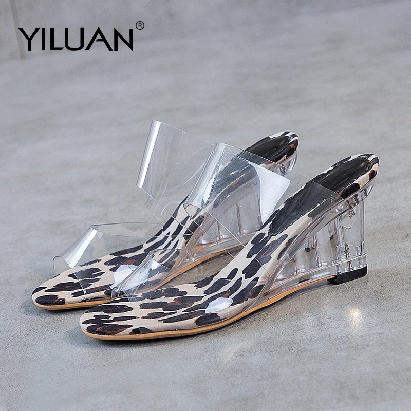 Прозрачные сандалии коллекция 2019 года летние туфли на танкетке женские шлепанцы