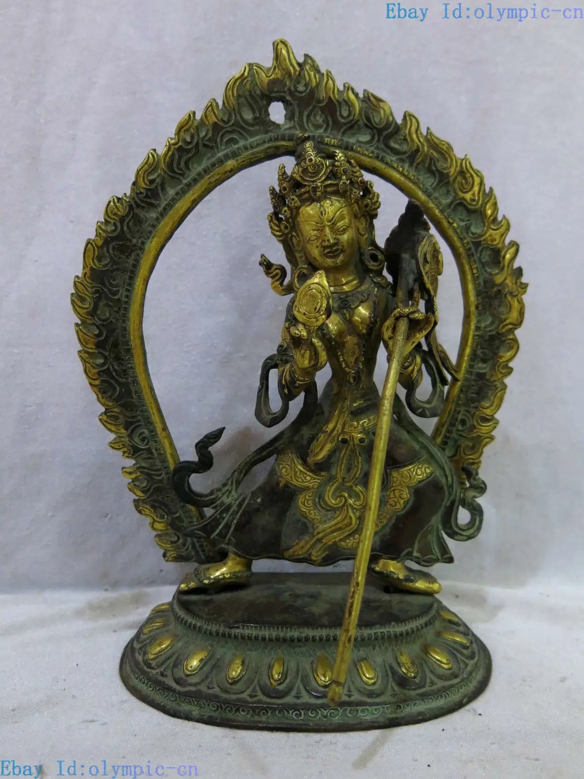 

9" China Tibet bronze gilt carved Sculpture Usnisa-sitatapatra buddha Statue